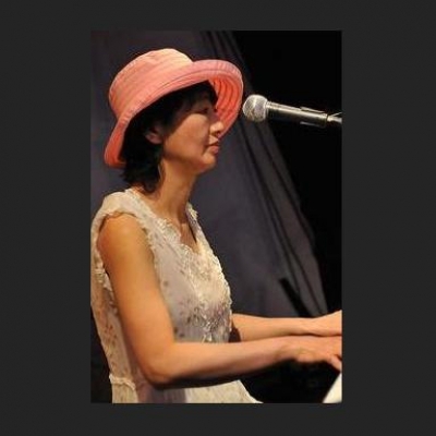 joyful piano